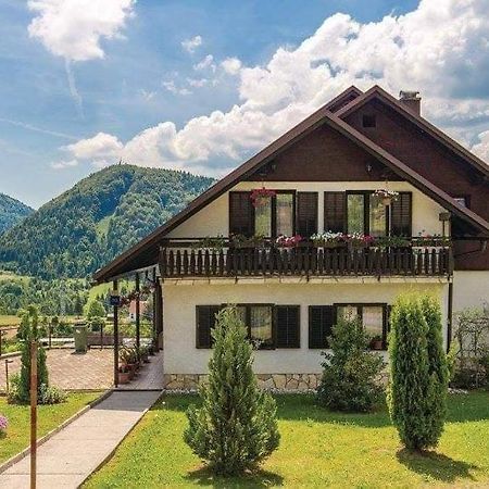 Apartman Svetlicic Ravna Gora Exterior foto